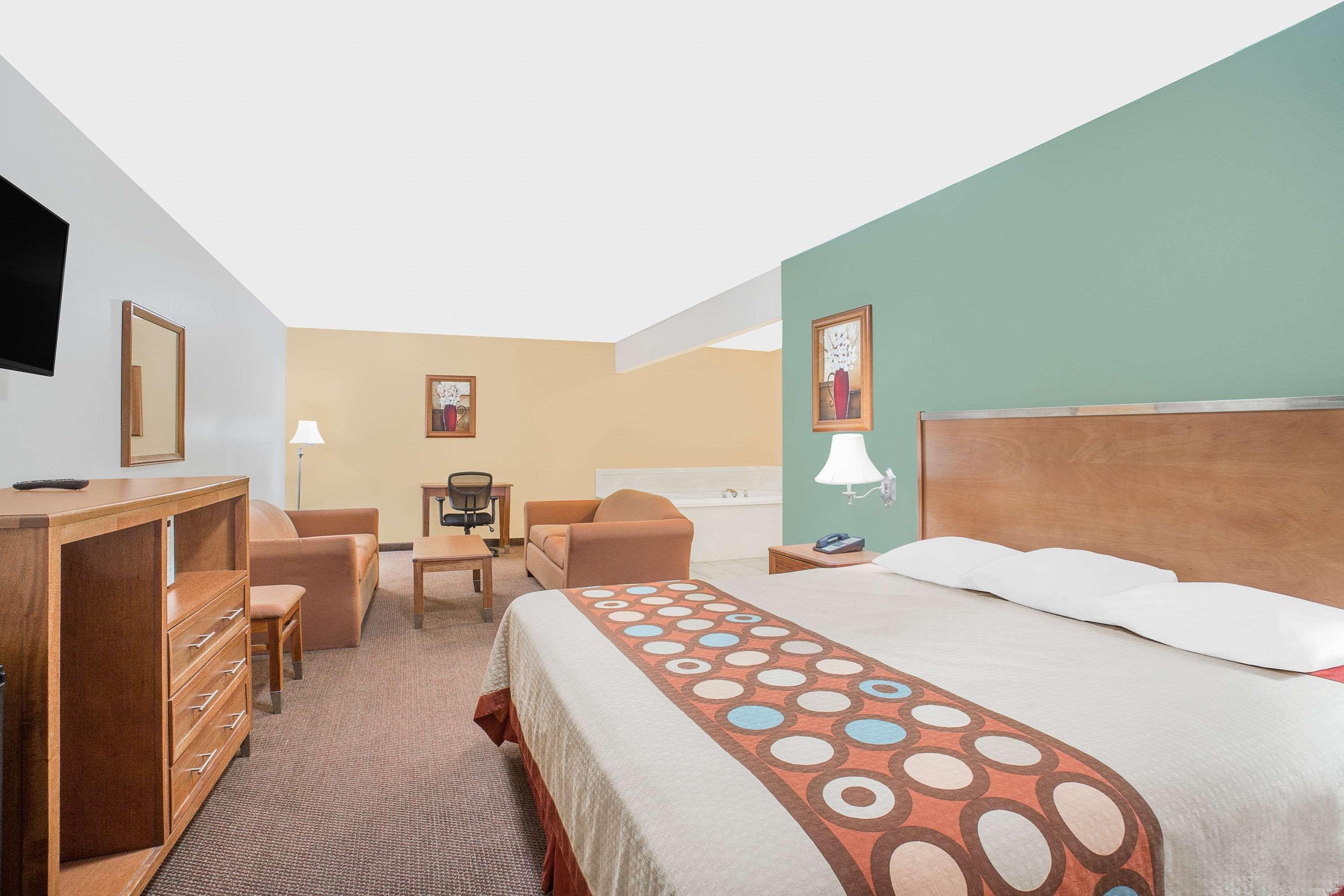 Super 8 By Wyndham St. George Ut Motel Bagian luar foto
