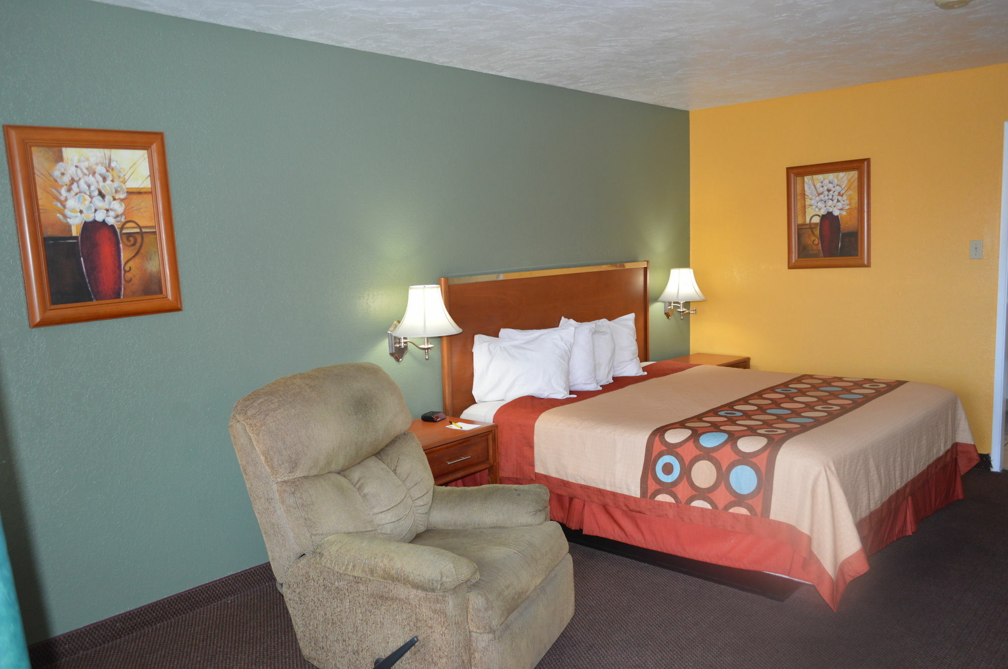 Super 8 By Wyndham St. George Ut Motel Bagian luar foto